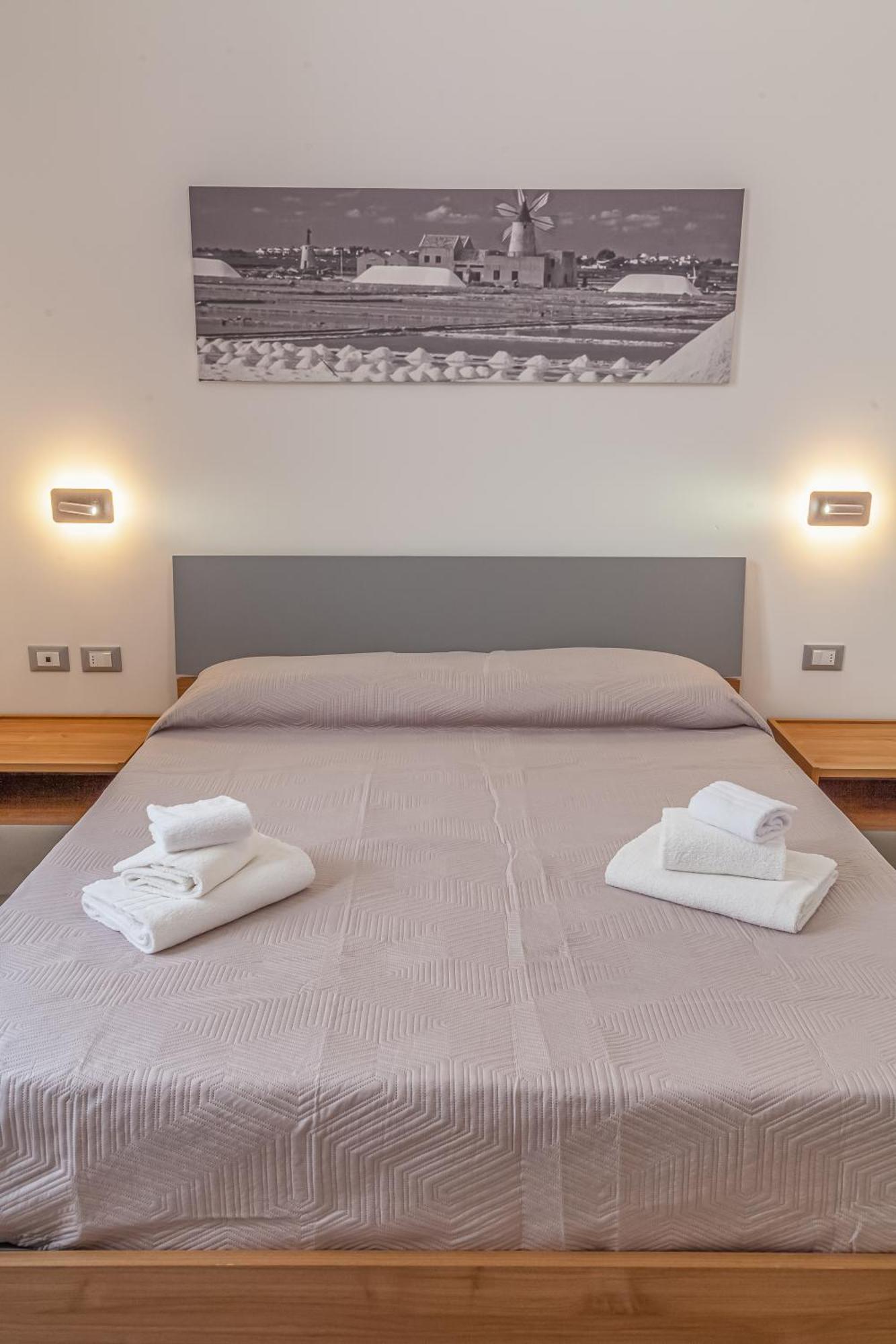 Isgro Rooms 马尔萨拉 外观 照片